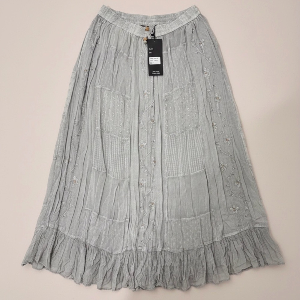Young Threads Embroidered Bohemian Light Grey Long Maxi Skirt Size Large Grunge